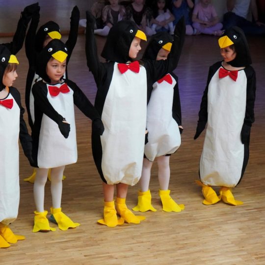 Dance Kids 4 - 6 J. | Mi 16:15