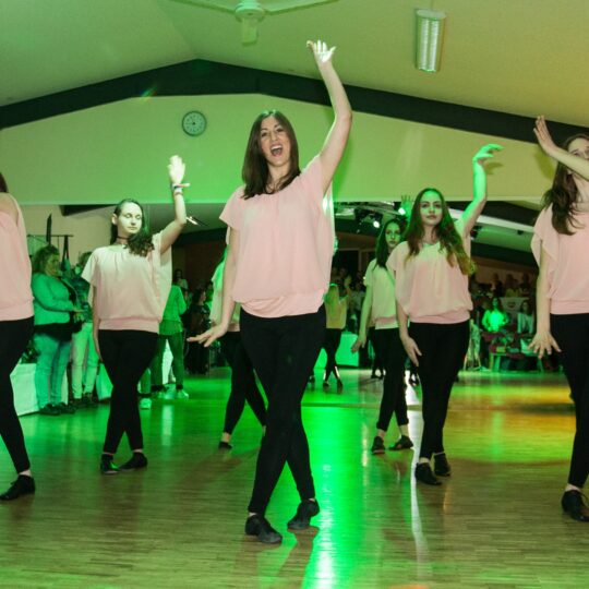 Line Dance dienstags 10:30Uhr - 11.30Uhr